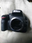 Nikon D5200 一眼デジタルカメラ 本体のみ 送料無料